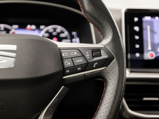 Seat Tarraco 1.4 TSI e-Hybrid PHEV FR 245Pk Automaat (PANORAMADAK, KUIPSTOELEN, APPLE CARPLAY, KEYLESS START, ... ActivLease financial lease