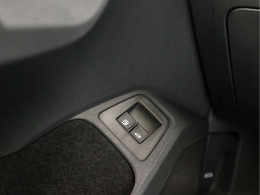 Seat Tarraco 1.4 TSI e-Hybrid PHEV FR 245Pk Automaat (PANORAMADAK, KUIPSTOELEN, APPLE CARPLAY, KEYLESS START, ... ActivLease financial lease