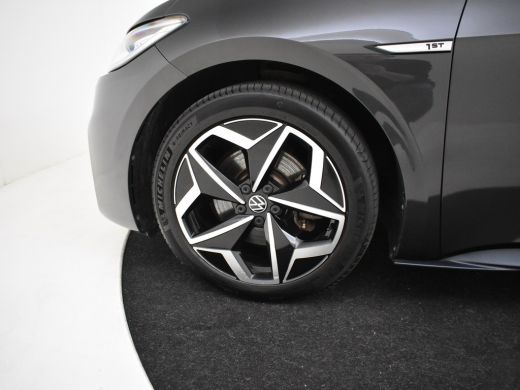 Volkswagen ID.3 First Plus 58 kWh 204PK | Airco (automatisch) | Apple Carplay/Android Auto|telefoonintegratie pre... ActivLease financial lease