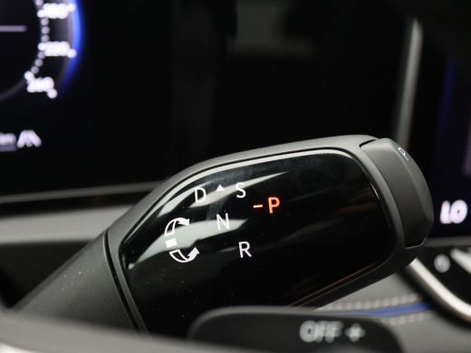 Volkswagen Tiguan 1.5 eHybrid R-Line Edition 204PK DSG Pano-Schuifdak, Black Style, Trekhaak, 20" LM Velgen, Keyles... ActivLease financial lease