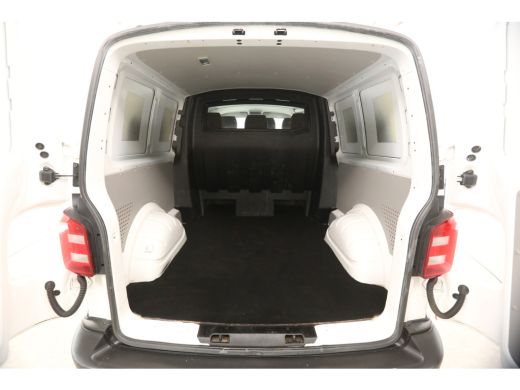 Volkswagen Transporter 2.0 TDI 140PK L2H1 | DC | 6 Zits | Airco | Carplay | Navi | Imperiaal | Trekhaak ActivLease financial lease