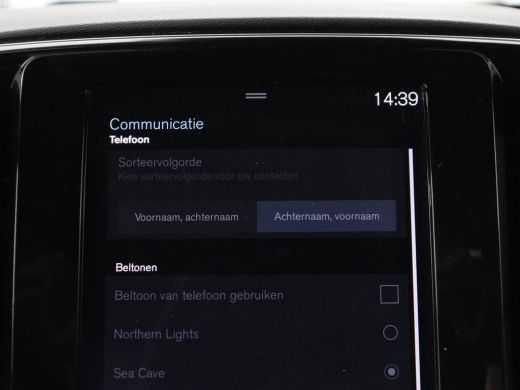 Volvo  XC40 1.5 T4 Plug-in hybrid R Design | Leder/Alcantara | Carplay | Navigatie | Parkeerverwarming | Keyl... ActivLease financial lease