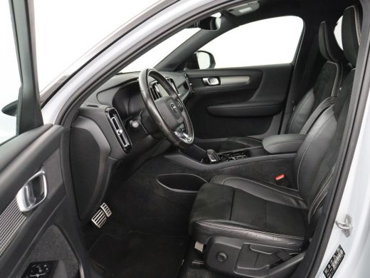 Volvo  XC40 1.5 T4 Plug-in hybrid R Design | Leder/Alcantara | Carplay | Navigatie | Parkeerverwarming | Keyl... ActivLease financial lease