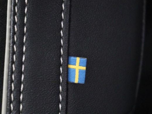 Volvo  XC40 1.5 T4 Plug-in hybrid R Design | Leder/Alcantara | Carplay | Navigatie | Parkeerverwarming | Keyl... ActivLease financial lease