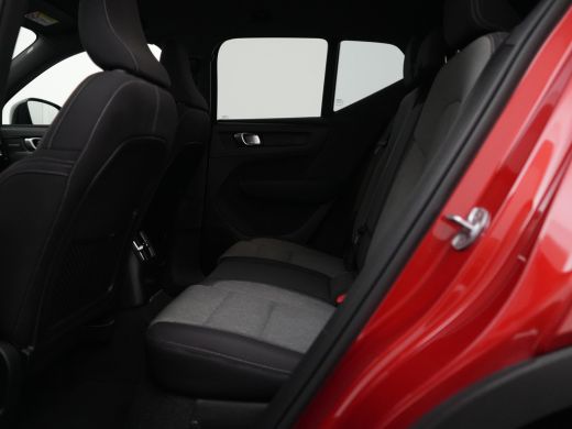 Volvo  XC40 T4 Recharge Plus Dark Harman/Kardon | 360&deg; Camera | Keyless | Elek stoelen | Stoel- & Stuurverwar... ActivLease financial lease