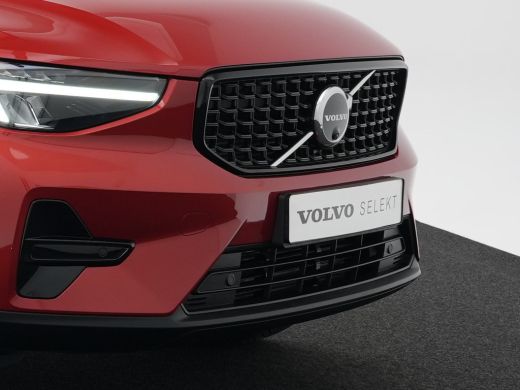 Volvo  XC40 T4 Recharge Plus Dark Harman/Kardon | 360&deg; Camera | Keyless | Elek stoelen | Stoel- & Stuurverwar... ActivLease financial lease