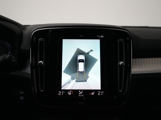 Volvo  XC40 T4 Recharge Plus Dark Harman/Kardon | 360&deg; Camera | Keyless | Elek stoelen | Stoel- & Stuurverwar... ActivLease financial lease