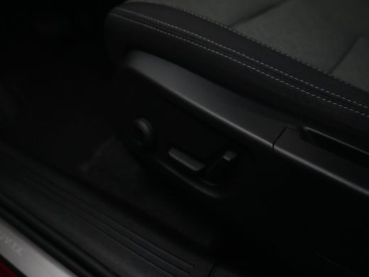 Volvo  XC40 T4 Recharge Plus Dark Harman/Kardon | 360&deg; Camera | Keyless | Elek stoelen | Stoel- & Stuurverwar... ActivLease financial lease