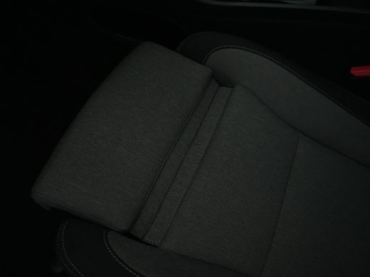 Volvo  XC40 T4 Recharge Plus Dark Harman/Kardon | 360&deg; Camera | Keyless | Elek stoelen | Stoel- & Stuurverwar... ActivLease financial lease