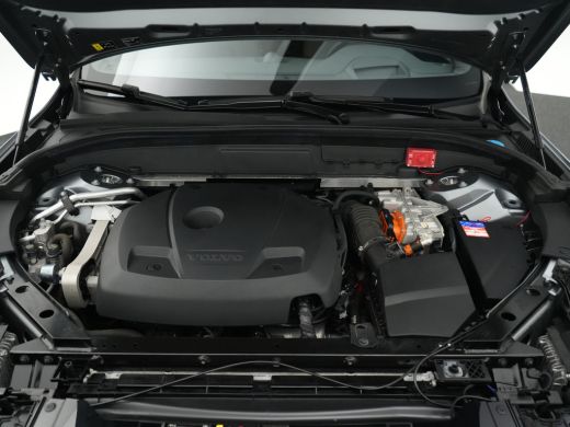 Volvo  XC60 T6 AWD R-Design | Luchtvering | Bowers & Wilkins | Head-up display | Adaptive Cruise | 360&deg; Camer... ActivLease financial lease