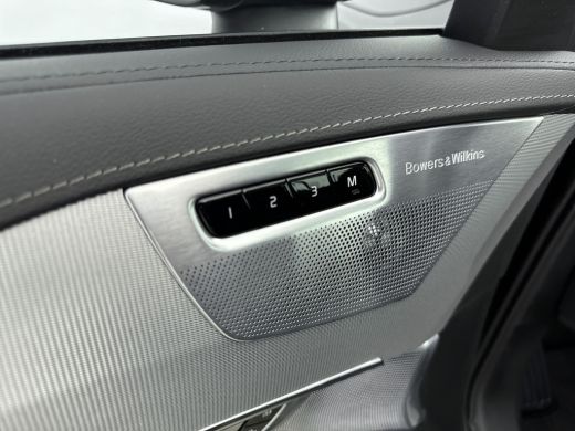 Volvo  XC90 T8 Ultimate Dark | Bowers & Wilkins | Luchtvering | Trekhaak | Gelamineerd glas | All Season | HU... ActivLease financial lease