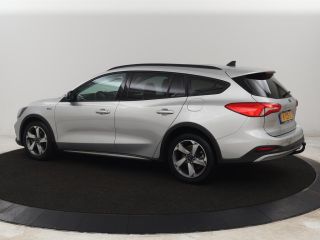 Ford Focus 1.0 EcoBoost Hybrid Active | Stoelverwarming | Trekhaak | Camera | Stuurverwarming | Carplay | Ke...
