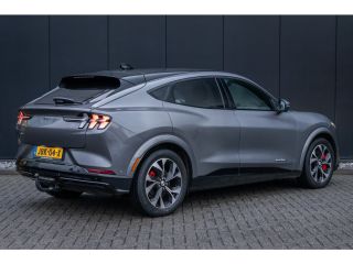 Ford Mustang Mach-E Mach-E Extended First Edition AWD 98 kWh ALLE OPTIES! | Pano-dak | B&O audio | Technology pack + ...