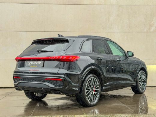 Audi Q5 2.0 TFSI e-hybrid quattro 367PK S edition Competition Pano-B&O-Head up-Keyless-Matrix-Trekhaak-Pa... ActivLease financial lease