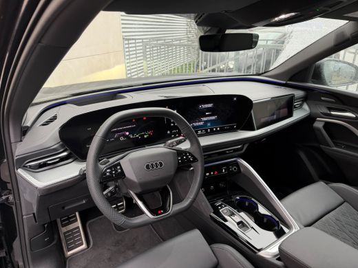 Audi Q5 2.0 TFSI e-hybrid quattro 367PK S edition Competition Pano-B&O-Head up-Keyless-Matrix-Trekhaak-Pa... ActivLease financial lease