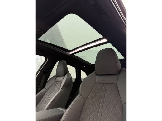 Audi Q5 2.0 TFSI e-hybrid quattro 367PK S edition Competition Pano-B&O-Head up-Keyless-Matrix-Trekhaak-Pa... ActivLease financial lease