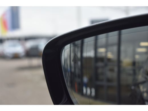 BMW 5 Serie 530e xDrive Business Edition Plus M-Sport | Schuif-/Kanteldak | Comfortzetels | H&K | HeadUp-Disp... ActivLease financial lease