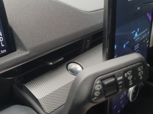 Ford Mustang Mach-E Mach-E RWD 75 kWh | Camera | Carplay | Adap. Cruise | Stoelverwarming | Navigatie | Achteruitrijc... ActivLease financial lease