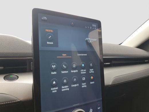 Ford Mustang Mach-E Mach-E RWD 75 kWh | Camera | Carplay | Adap. Cruise | Stoelverwarming | Navigatie | Achteruitrijc... ActivLease financial lease