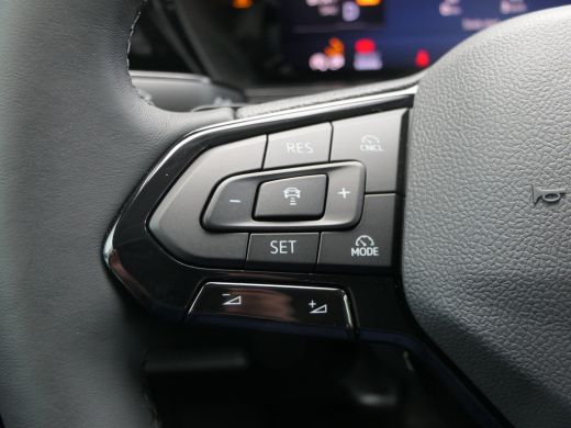 Ford Tourneo Connect 1.5 PHEV Titanium 7 Persoons | 100km Elektrisch Rijbereik | 1400kg Trekgewicht | ActivLease financial lease