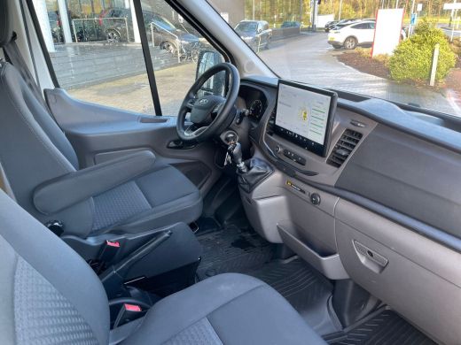 Ford Transit 350 L4H1 Skeletal Bakwagen 170pk FWD | Groot scherm! | Lage bak hoogte / inststap | Apple / Andro... ActivLease financial lease