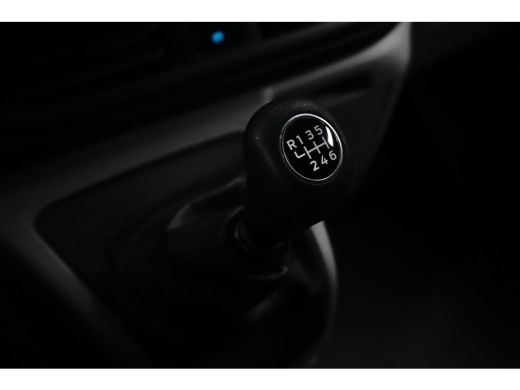 Ford Transit Custom 280 2.0 TDCI L1H1 Trend | 2 zitplaatsen rechtsvoor | Achteruitrijcamera | Airco (automatisch) ActivLease financial lease