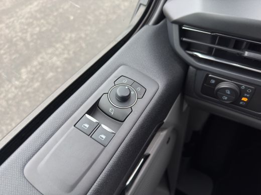 Ford Transit Custom Tourneo 340 2.5 PHEV L2H1 Titanium X | Panoramadak | Trekhaak | Adap. cruise control | Stoelverwa... ActivLease financial lease