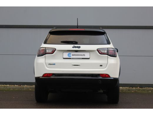 Jeep Compass 4xe 240 Plug-in Hybrid Electric S | Stoelverwarming | Climate | Navi | Keyless | Camera | Adapt. ... ActivLease financial lease