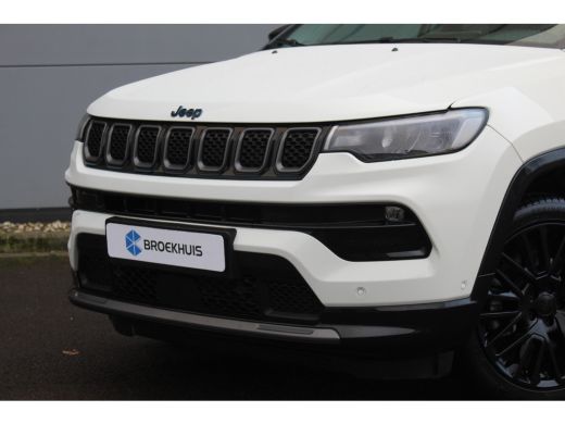 Jeep Compass 4xe 240 Plug-in Hybrid Electric S | Stoelverwarming | Climate | Navi | Keyless | Camera | Adapt. ... ActivLease financial lease