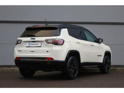 Jeep Compass 4xe 240 Plug-in Hybrid Electric S | Stoelverwarming | Climate | Navi | Keyless | Camera | Adapt. ... ActivLease financial lease