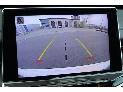 Jeep Compass 4xe 240 Plug-in Hybrid Electric S | Stoelverwarming | Climate | Navi | Keyless | Camera | Adapt. ... ActivLease financial lease