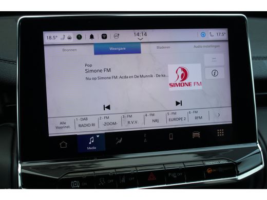 Jeep Compass 4xe 240 Plug-in Hybrid Electric S | Stoelverwarming | Climate | Navi | Keyless | Camera | Adapt. ... ActivLease financial lease