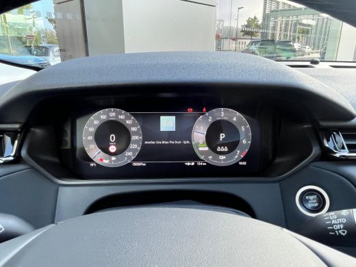 Land Rover Range Rover Velar P400e S | Pano | 20 Inch | Black Pack | Cold Climate Pack | Leder ActivLease financial lease