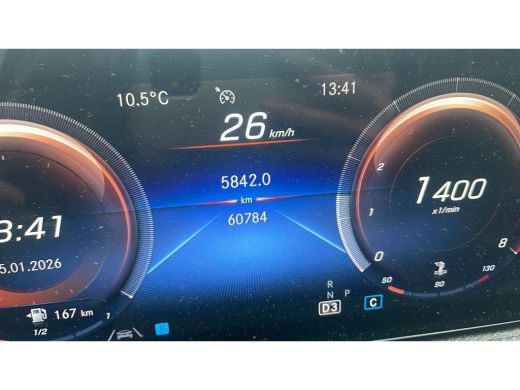 Mercedes-Benz A-Klasse 180 Luxury Line Panorama Dak | Alcantara Bekleding | LED | Widescreen | Camera | Navigatie | Park... ActivLease financial lease