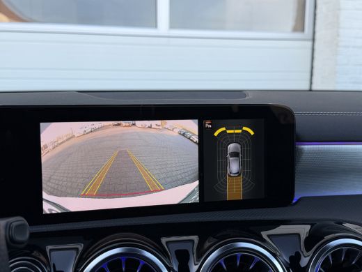 Mercedes-Benz A-Klasse 250 e Business Solution AMG Edition | Pano | Ambient Light | Camera | LED | 18 inch ActivLease financial lease