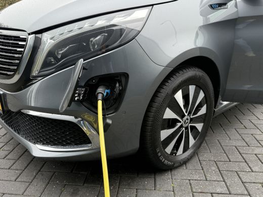 Mercedes-Benz EQV 300 AVANTGARDE EDIT 8 PERS / 90 kWh / L2H1 / 1e EIG. / BURMEISTER / 360 CAMERA / STANDKACHEL / / ... ActivLease financial lease