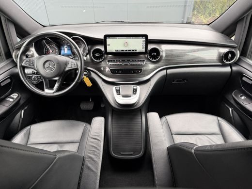 Mercedes-Benz EQV 300 AVANTGARDE EDIT 8 PERS / 90 kWh / L2H1 / 1e EIG. / BURMEISTER / 360 CAMERA / STANDKACHEL / / ... ActivLease financial lease