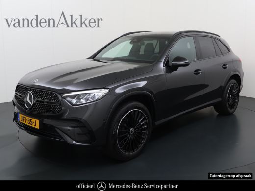 Mercedes-Benz GLC 300e AMG // Trekhaak // Burmester // 360 Camera // Memory // 20 inch // Carplay