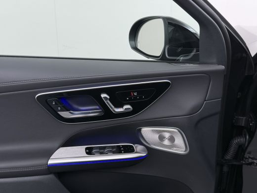 Mercedes-Benz GLC 300e AMG // Trekhaak // Burmester // 360 Camera // Memory // 20 inch // Carplay ActivLease financial lease