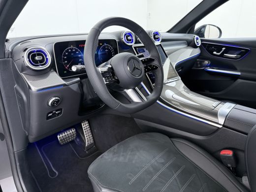 Mercedes-Benz GLC 300e AMG // Trekhaak // Burmester // 360 Camera // Memory // 20 inch // Carplay ActivLease financial lease