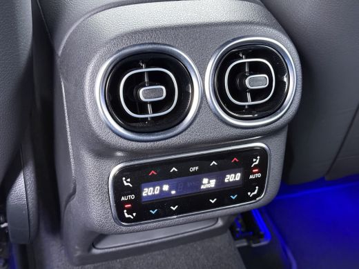 Mercedes-Benz GLC 300e AMG // Trekhaak // Burmester // 360 Camera // Memory // 20 inch // Carplay ActivLease financial lease