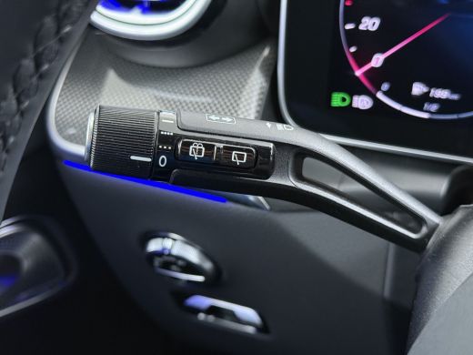 Mercedes-Benz GLC 300e AMG // Trekhaak // Burmester // 360 Camera // Memory // 20 inch // Carplay ActivLease financial lease