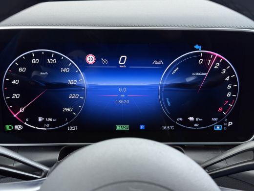 Mercedes-Benz GLC 300e AMG // Trekhaak // Burmester // 360 Camera // Memory // 20 inch // Carplay ActivLease financial lease