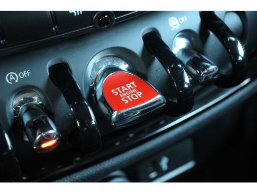 Mini Clubman 1.5 | NL-AUTO! | 1 EIGENAAR! | CLIMA | CRUISE | PARKEERSENSOREN | LMV | DEALER OH! | PRACHTIGE ST... ActivLease financial lease