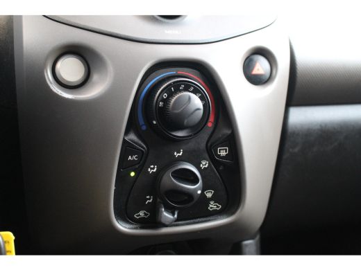 Peugeot 108 1.0 e-VTi Active | Airco | Bluetooth | Elek. Ramen | Mistlampen | Airco | Bluetooth | Elek. Ramen... ActivLease financial lease