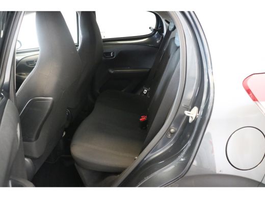 Peugeot 108 1.0 e-VTi Active | Navi by App | Airco | Camera | DAB | Buitenspiegels elektrisch verstel- en ver... ActivLease financial lease