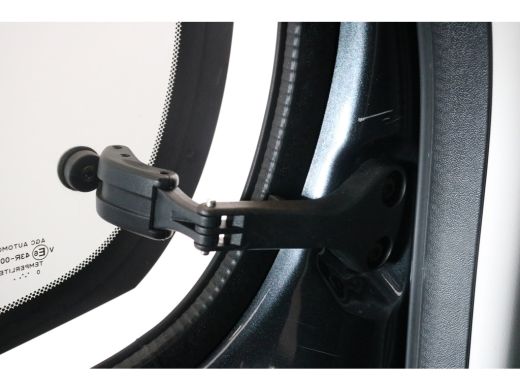 Peugeot 108 1.0 e-VTi Active | Navi by App | Airco | Camera | DAB | Buitenspiegels elektrisch verstel- en ver... ActivLease financial lease