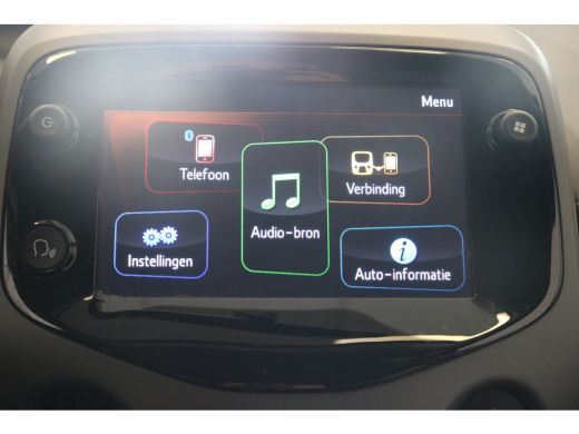 Peugeot 108 1.0 e-VTi Active | Navi by App | Airco | Camera | DAB | Buitenspiegels elektrisch verstel- en ver... ActivLease financial lease