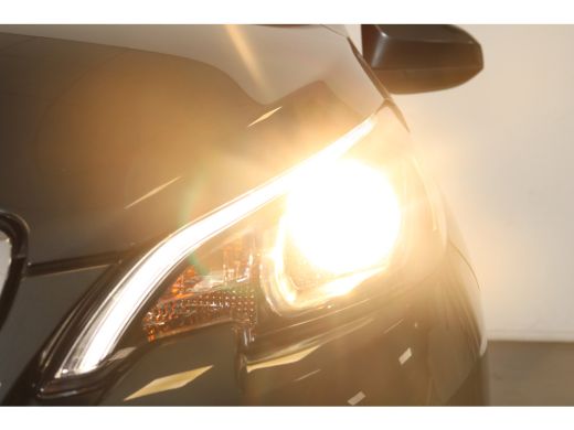 Peugeot 108 1.0 e-VTi Active | Navi by App | Airco | Camera | DAB | Buitenspiegels elektrisch verstel- en ver... ActivLease financial lease