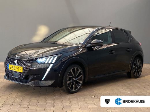 Peugeot 208 1.2 GT | Adap. Cruise C. | BLIS | Camera | St. Verwarming | Navi | 17" LMV | PDC V&A | CarPlay | ...